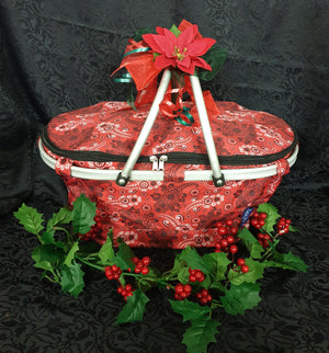 Open image in slideshow, Christmas Picnic Basket
